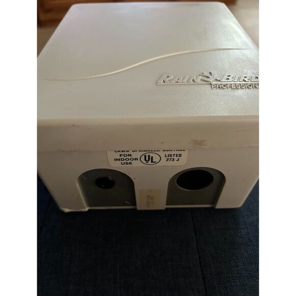 Rain Bird Professional Irrigation Controller ESP-8i - Picture 4 of 4